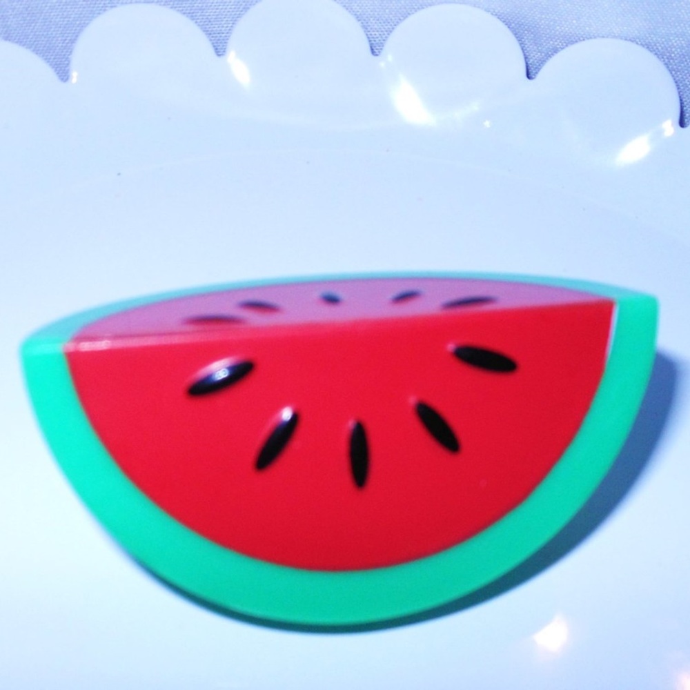 Super Cute Watermelon Shaped Lip Balm - Picture 2 of 3